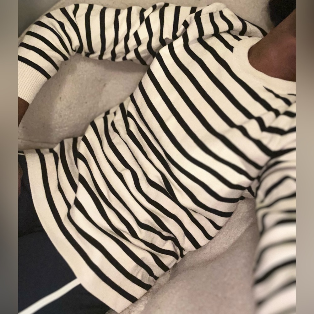 Men’s Black &White Striped Crewneck Sweater